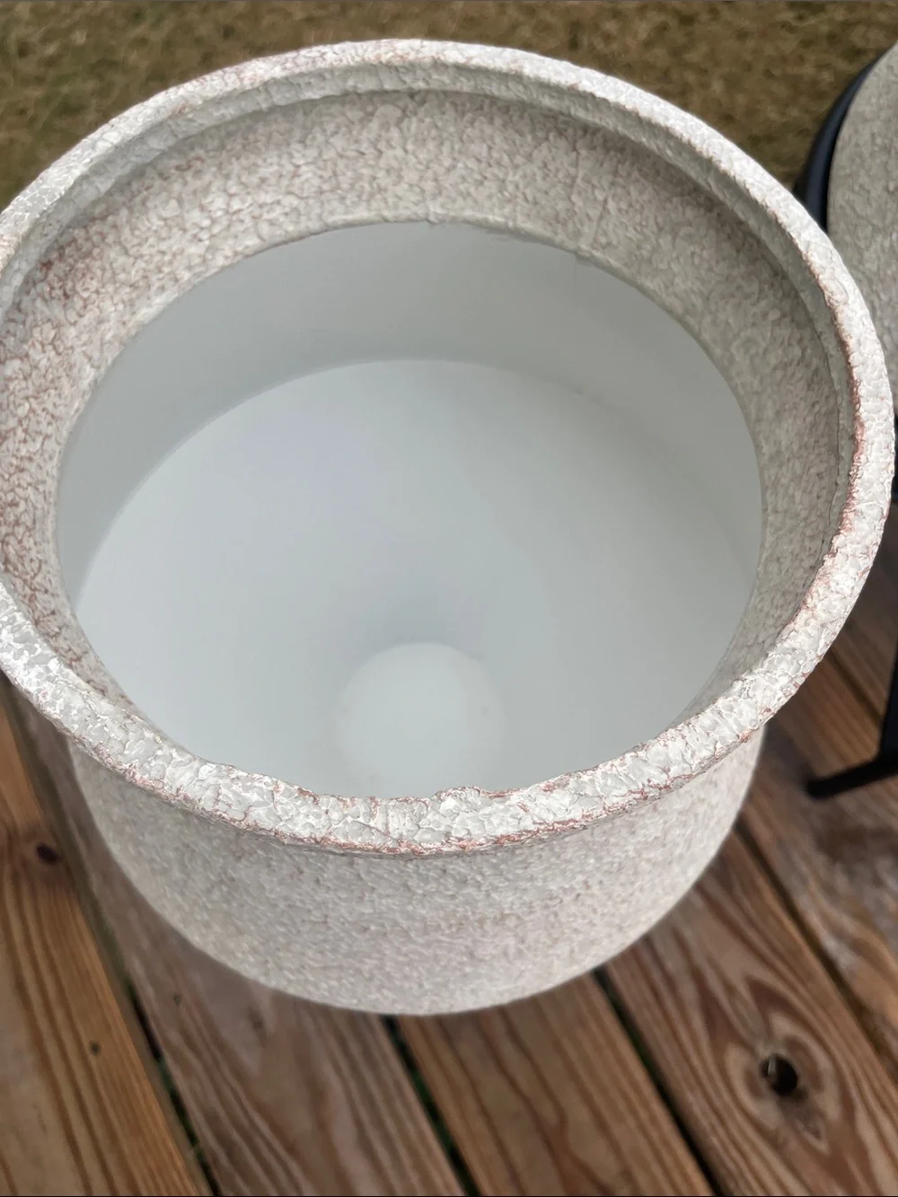NEW LuxenHome 2pc Beige Cachepot Planter Cauldron Set with Black Stands